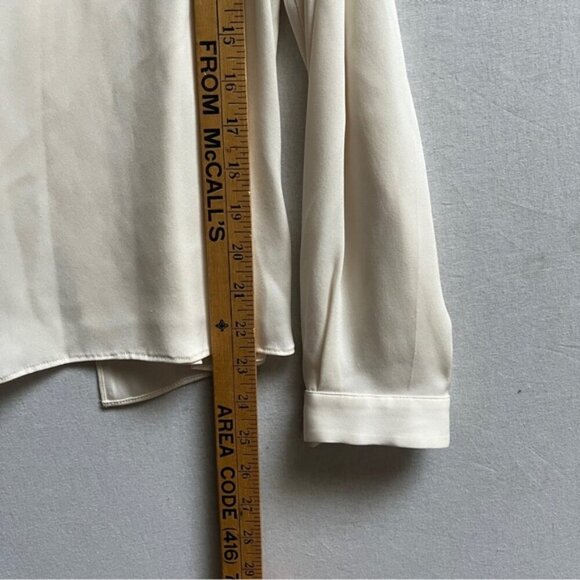 Halston Heritage Silk long sleeve v neck blouse Sz 10 - Picture 11 of 11